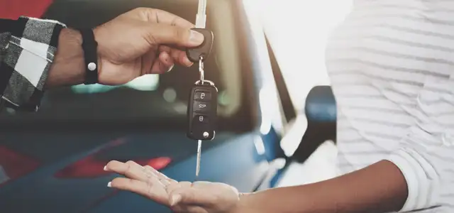 Why it’s important to get vehicle finance - handing over car keys